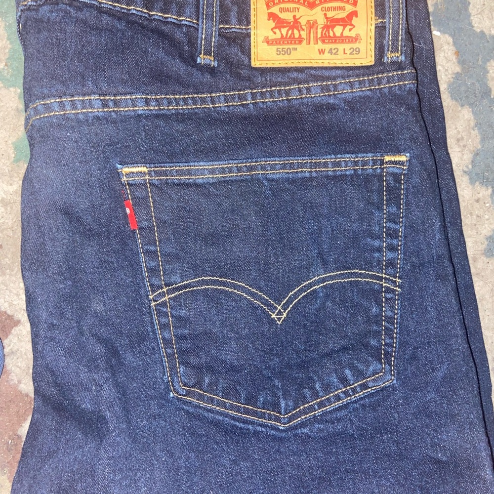 Size 42x29